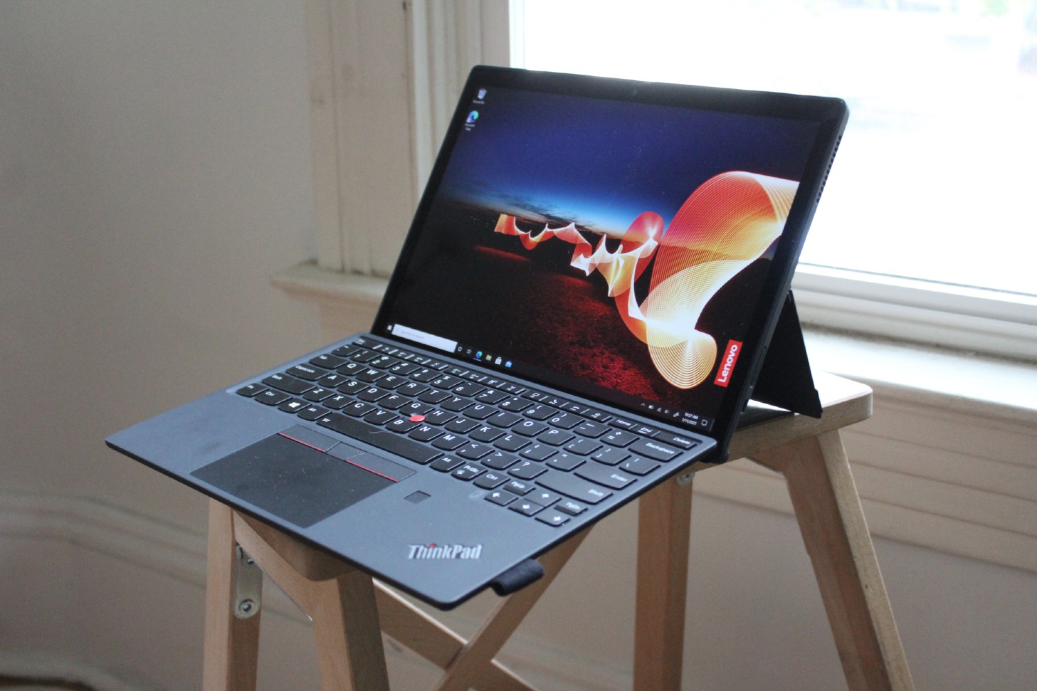 Lenovo ThinkPad X12 Detachable Hands-On: Surface for Office