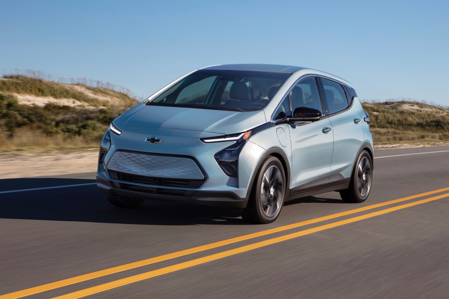 Silberner Chevrolet Bolt EV