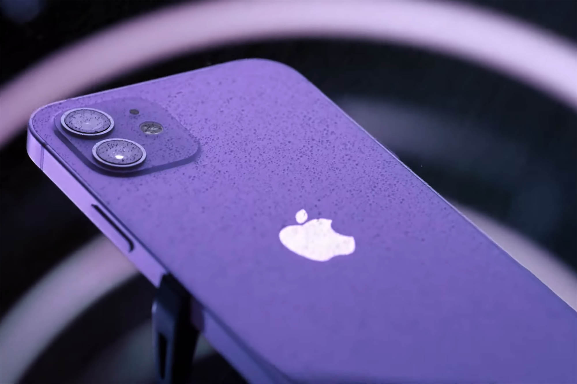 The iPhone 12 Now Comes in a Purple Color | Digital Trends