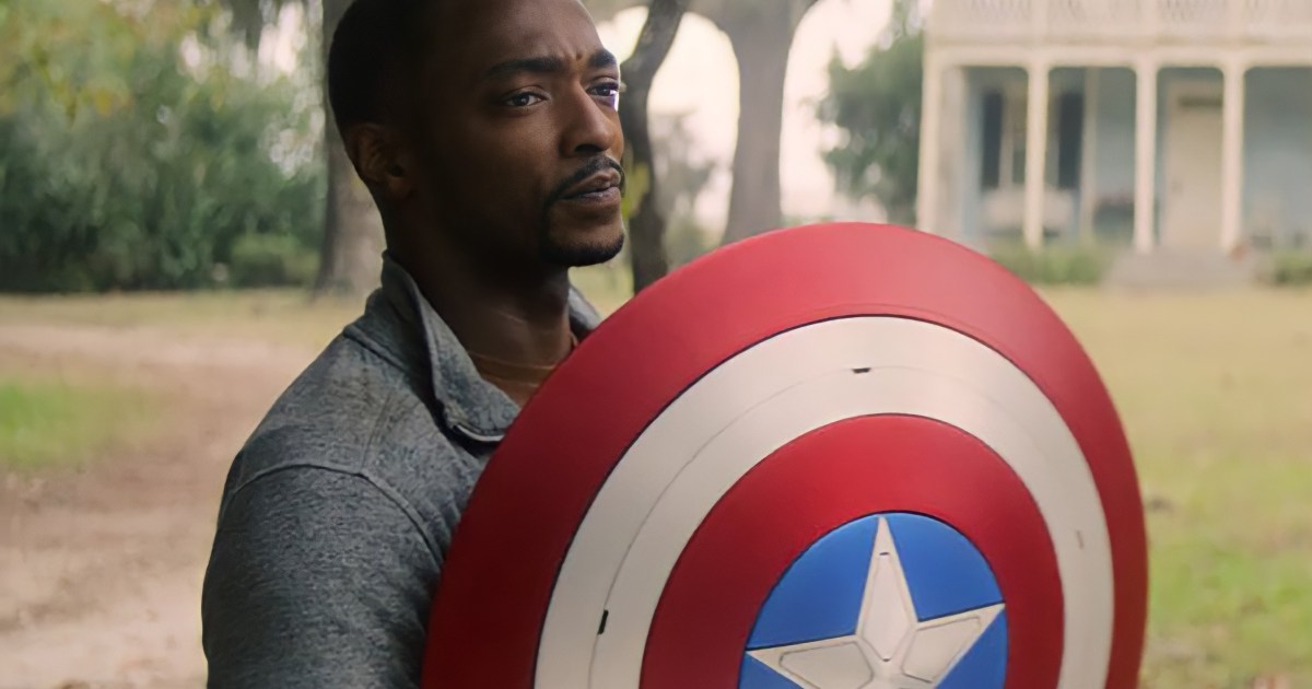 Captain America 4' Promo Art Shows Sam Wilson's New Super Suit