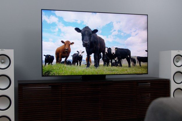 Samsung QN90A 4k TV with speakers.