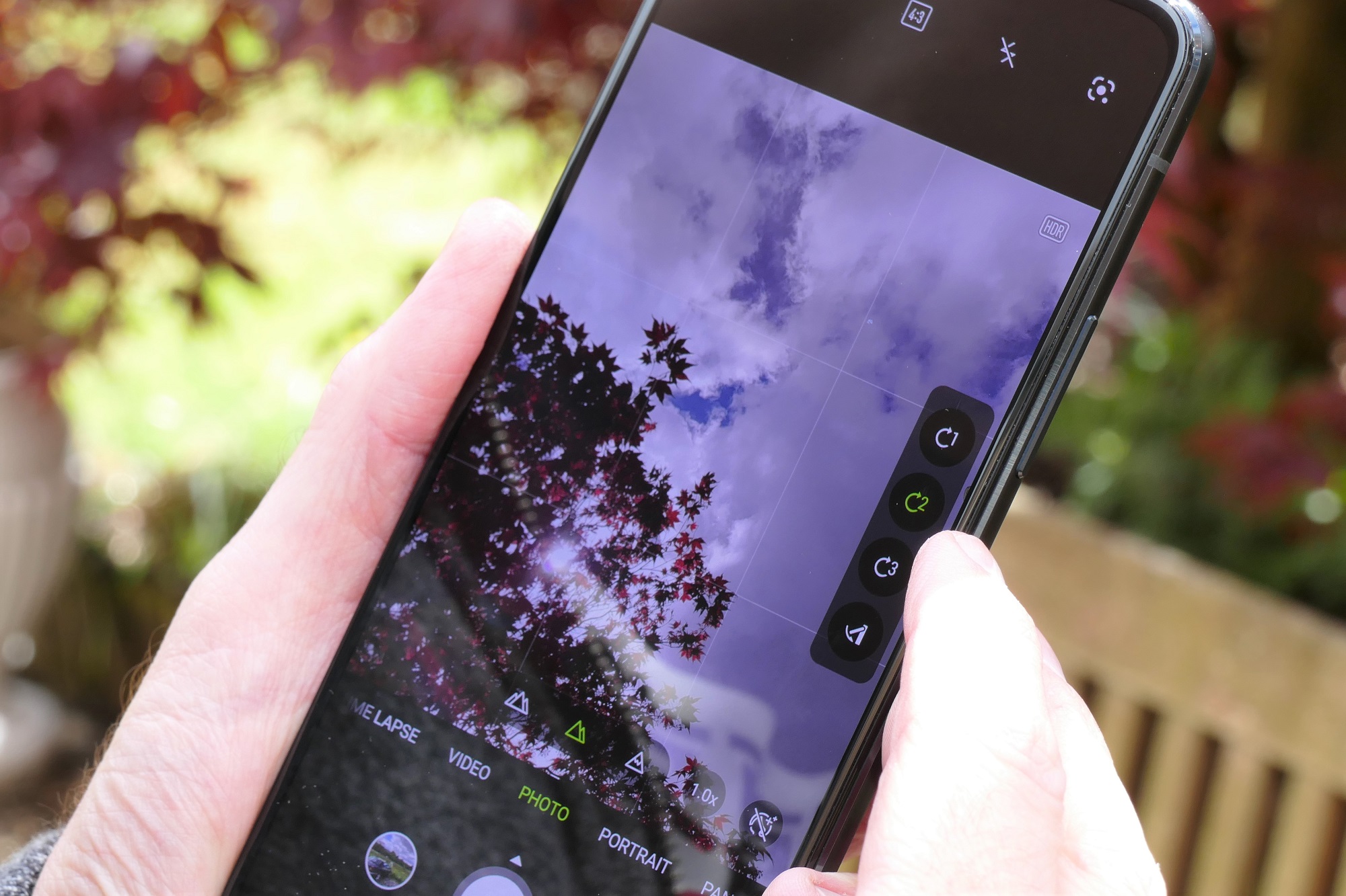 Asus Zenfone Flip Review: The Selfie Master Returns | Digital Trends