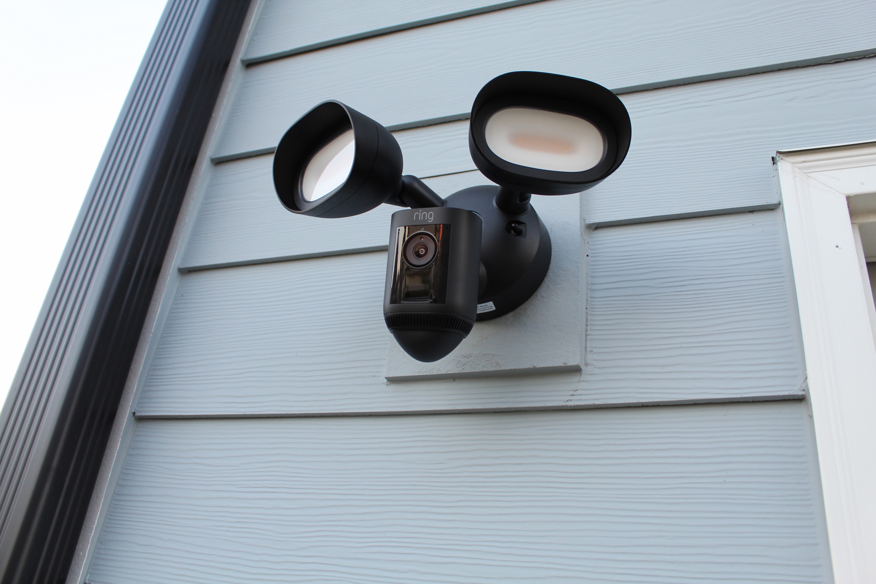 Ring floodlight mounting store options