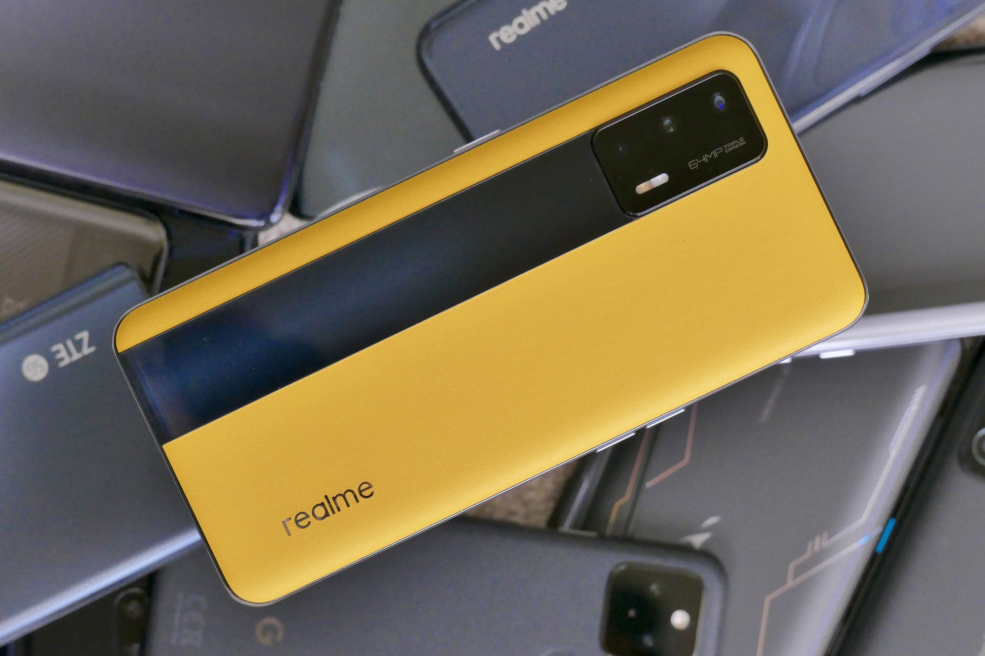 Realme GT Review: Top-tier Chip in an Average Phone | Digital Trends