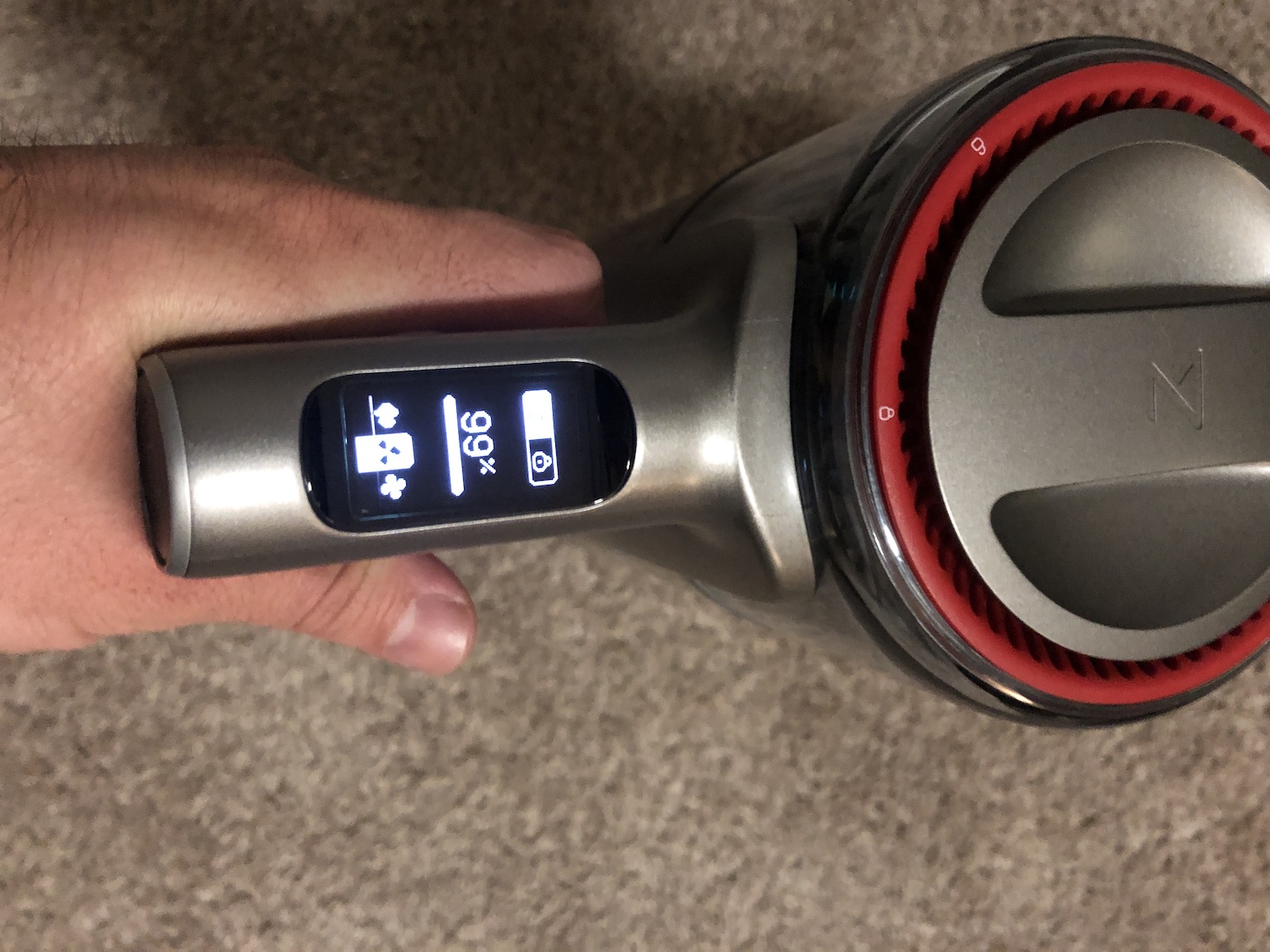 Roborock H7 Cordless Vacuum Review: It Packs a Punch