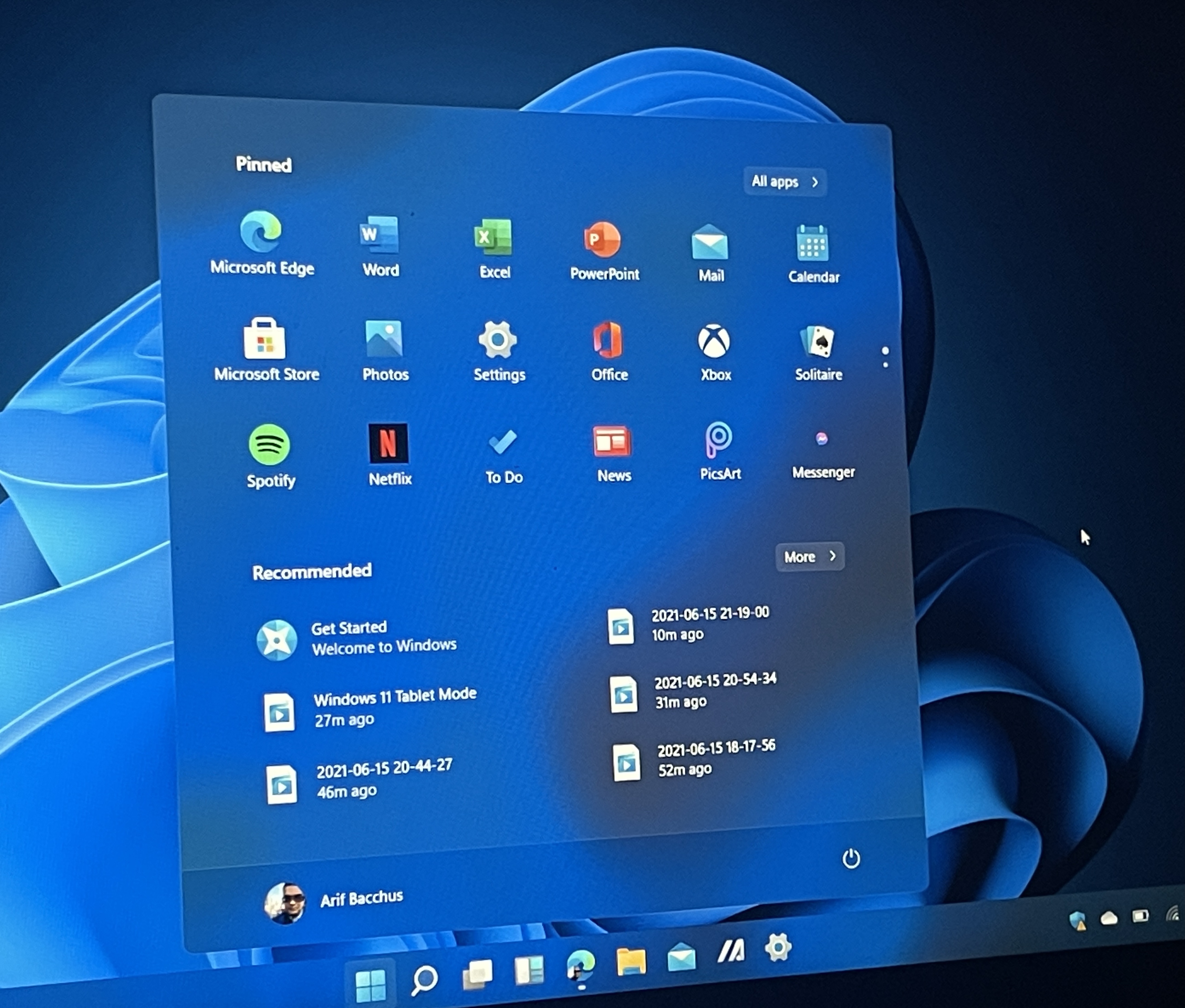 Tablet Mode  Windows 11 - gHacks Tech News