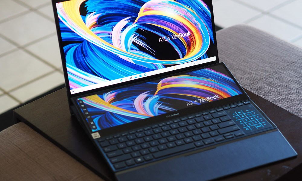 Image of the ZenBook Pro Duo with a second display.