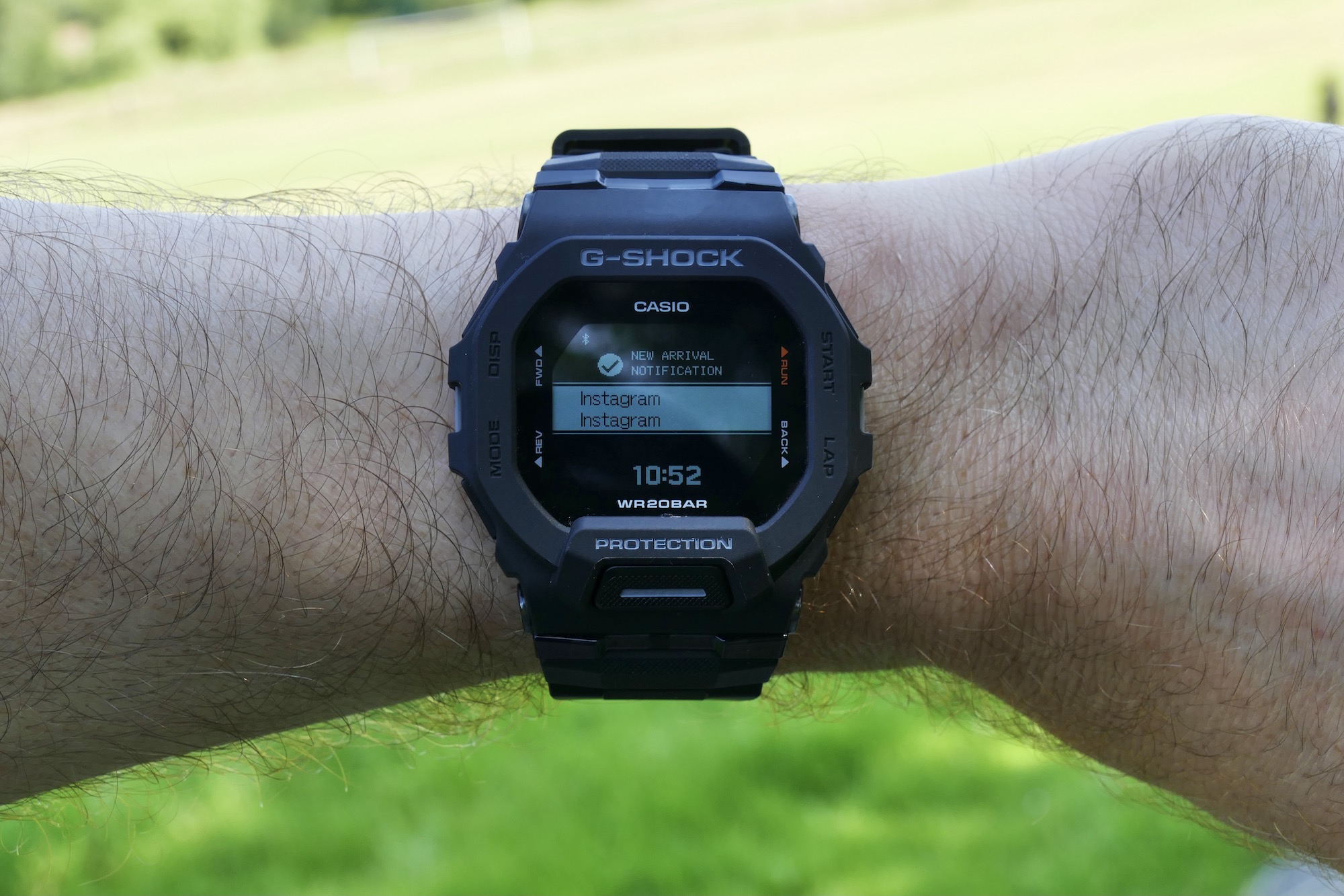 Incoming notification on the Casio G-Shock GBD-200.
