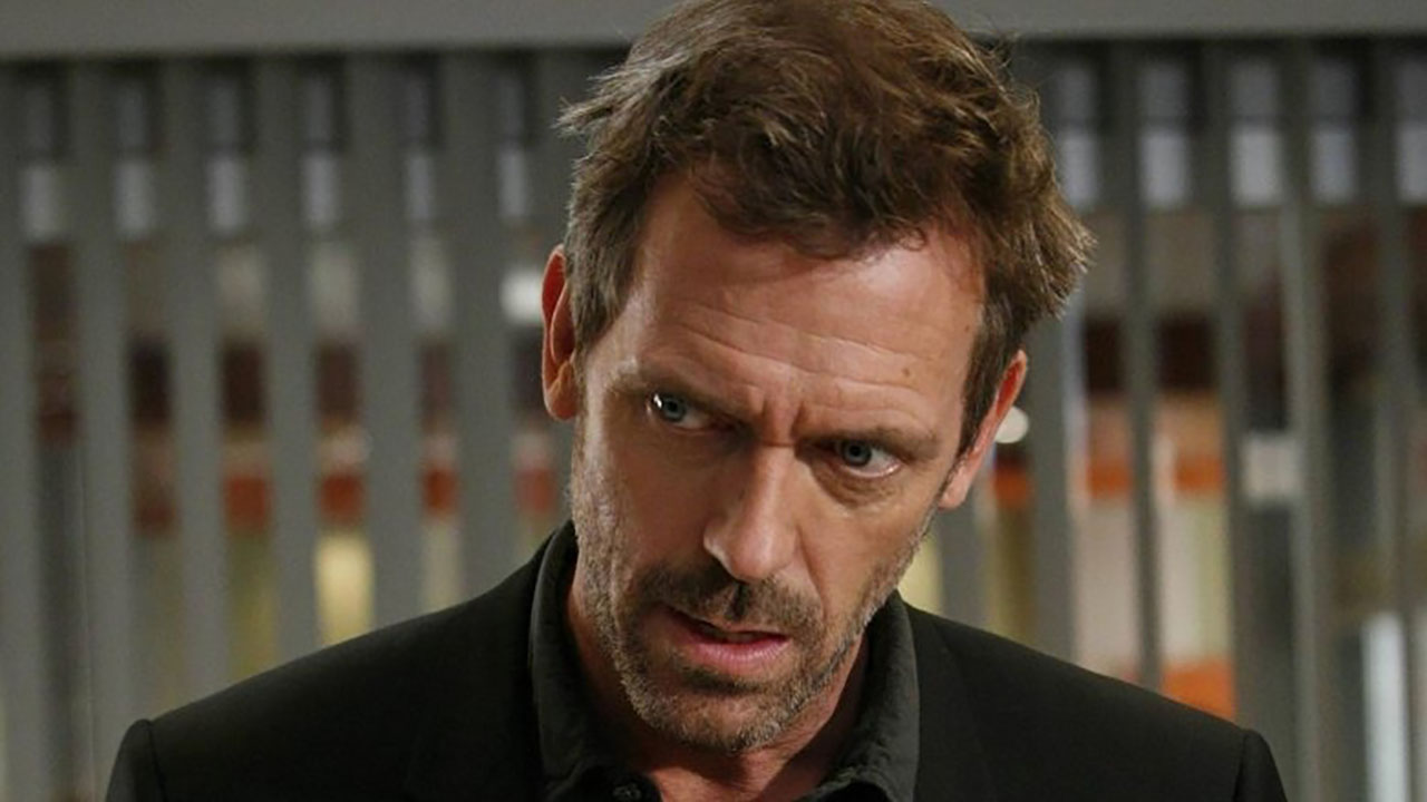 Hugh Laurie como el Dr. Gregory House en House.