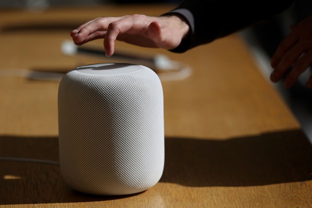 Apple finally activates HomePod Mini's climate sensor