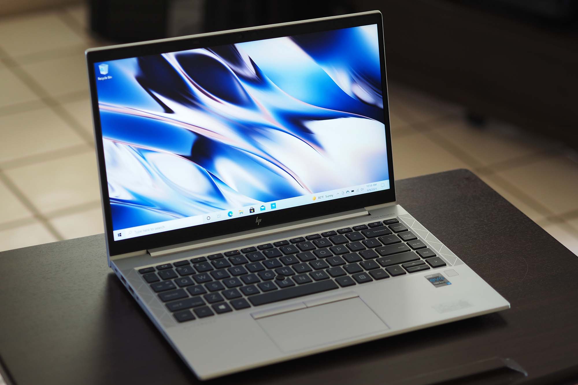 HP EliteBook 840 Aero G8 Review: Superlight, Superexpensive 