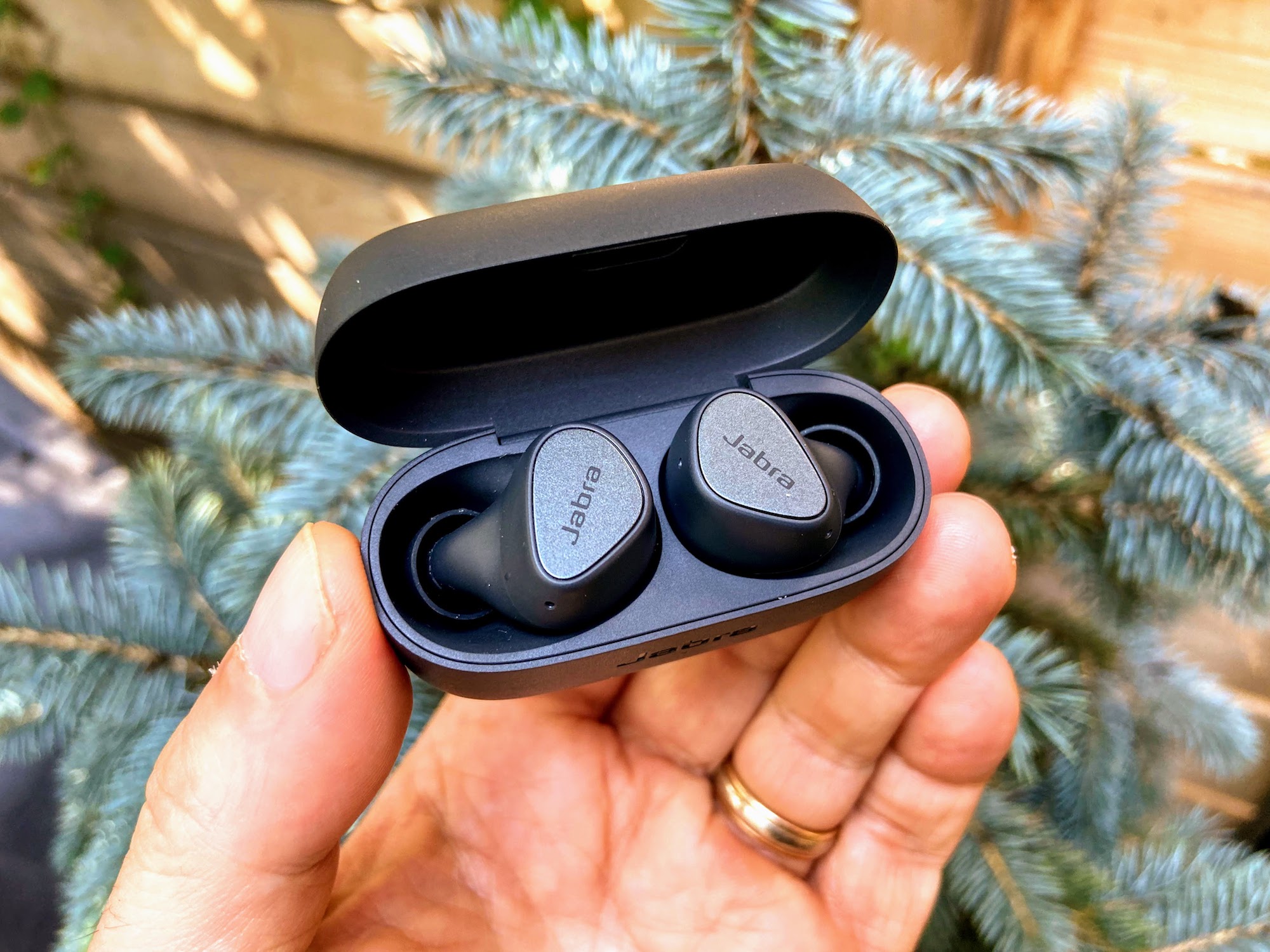 bose wireless earbuds green