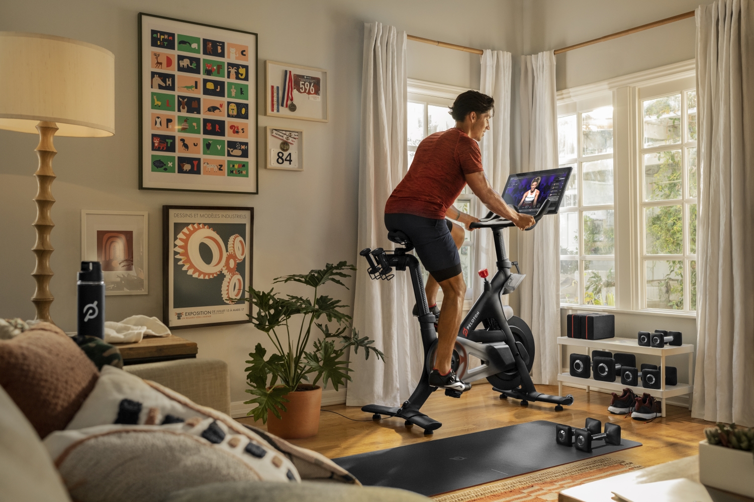 Peloton bike classes discount cost