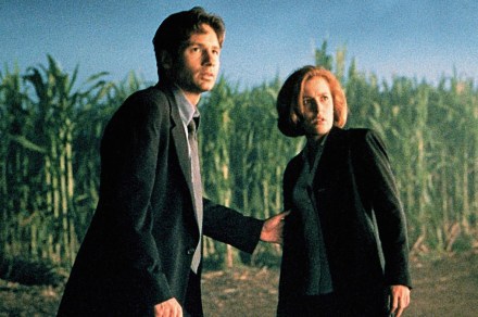 Hulu celebrates 30 years of The X-Files with curated episode lists