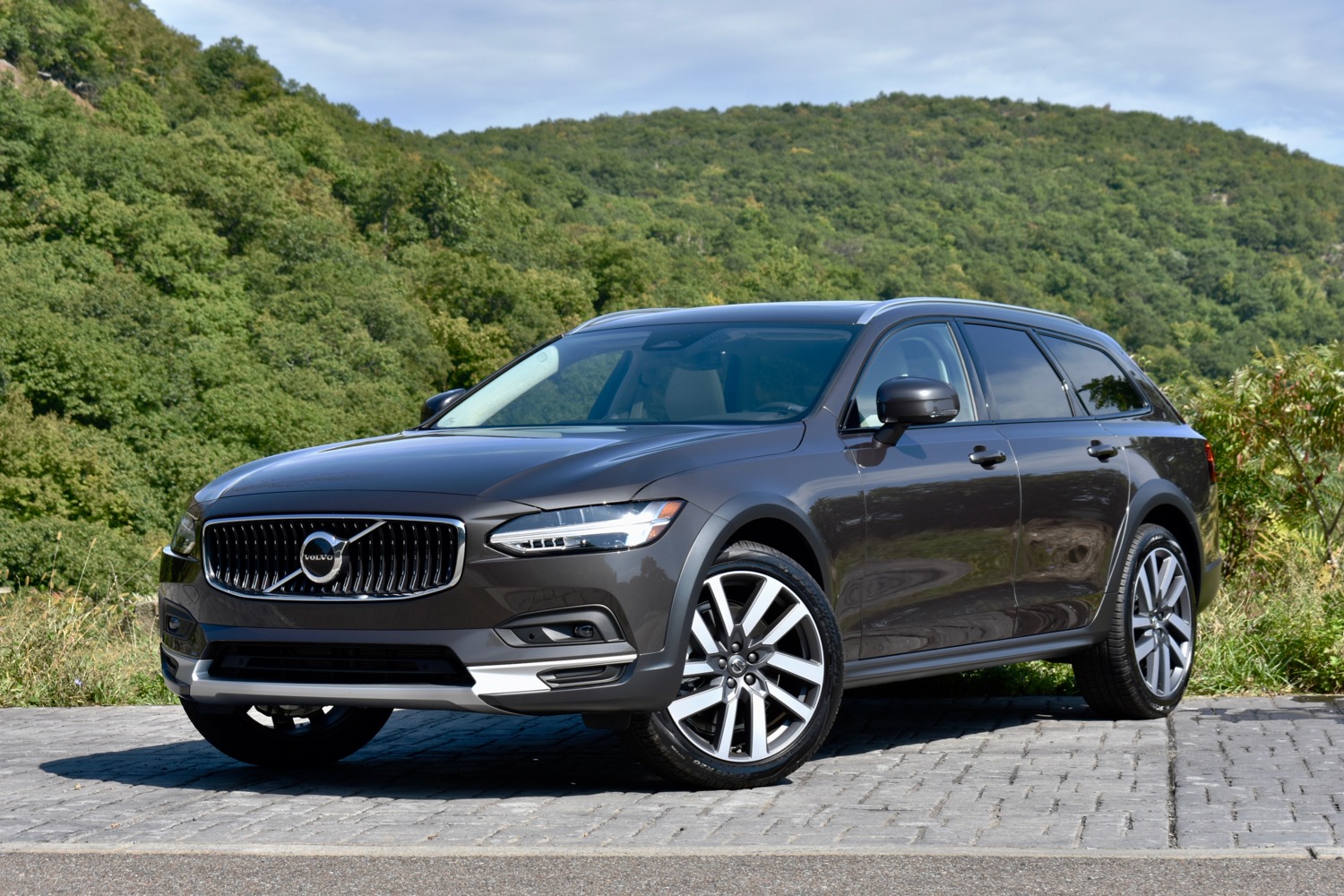 2022 Volvo V90 Cross Country First Drive Review Hey, Google Digital