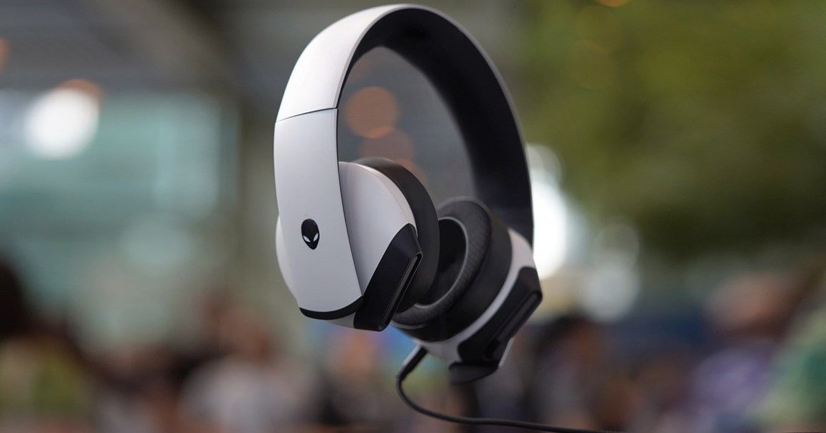 This Top-Rated Alienware Gaming Headset Just Got a Price Cut | Digital ...