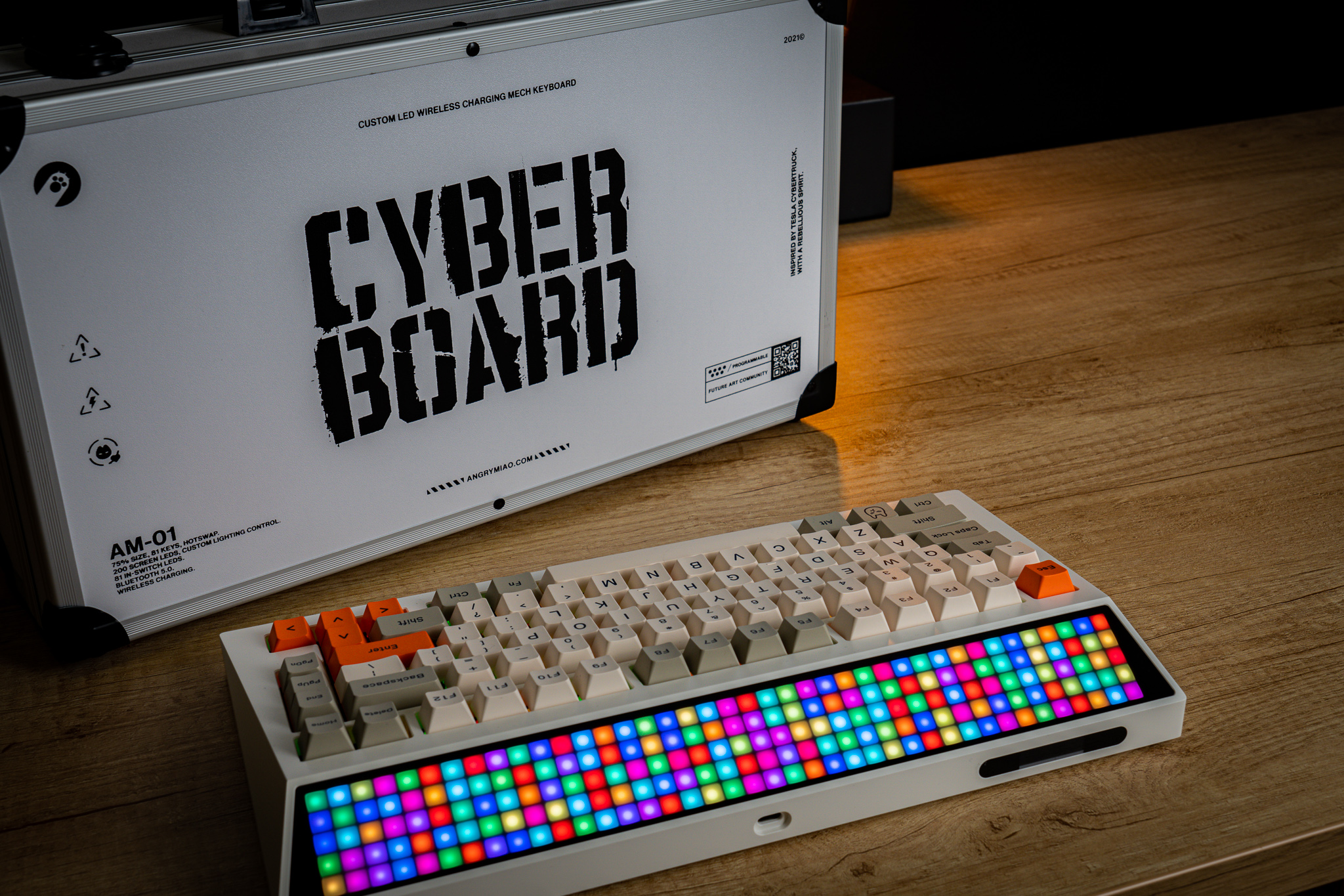 Cyberboard R3: Building My Retrofuturist Keyboard Dream | Digital