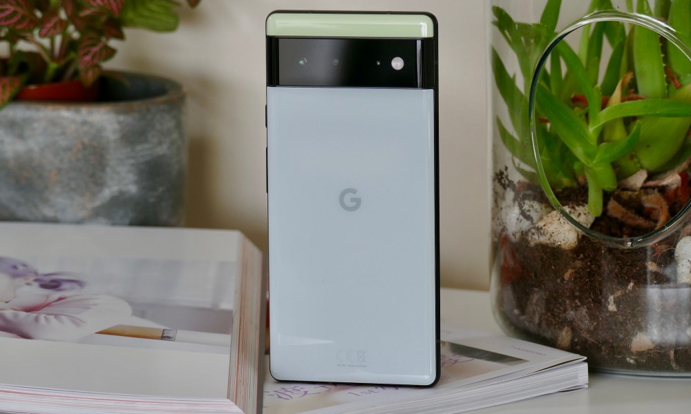 The back of the Pixel 6 in Seafoam color.