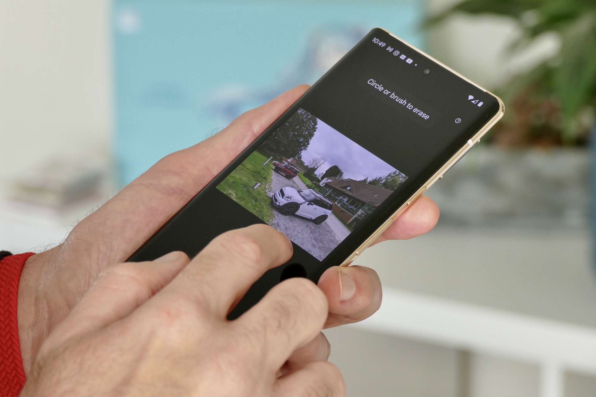 Khám phá sự tươi mới, hoàn toàn đổi mới với chiếc điện thoại Pixel 6 Pro - một trong những sản phẩm đình đám nhất của năm nay! Hình ảnh cực kỳ ấn tượng, màn hình sắc nét và camera đỉnh cao đang chờ bạn khám phá! 