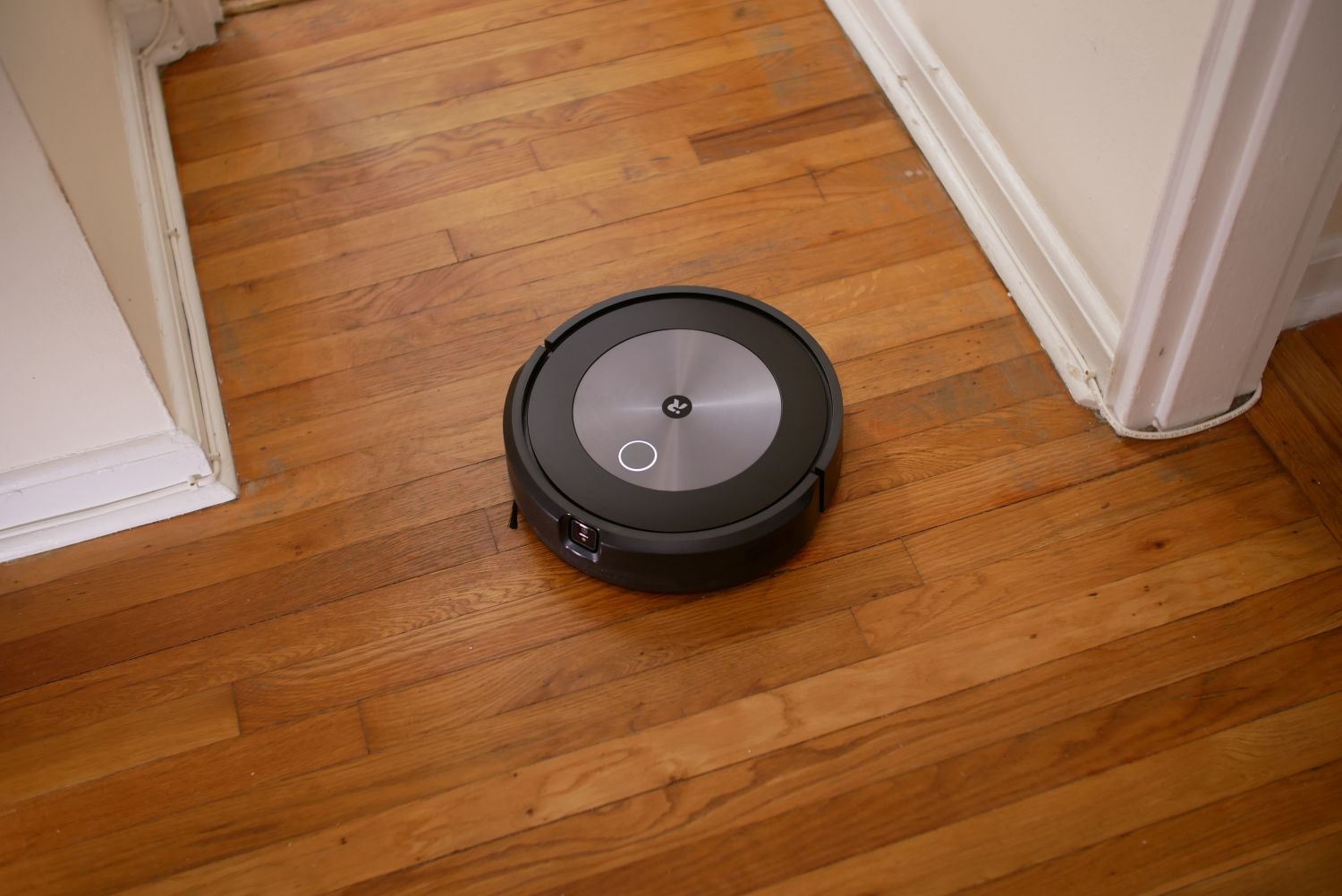 iRobot Roomba j7+ Review