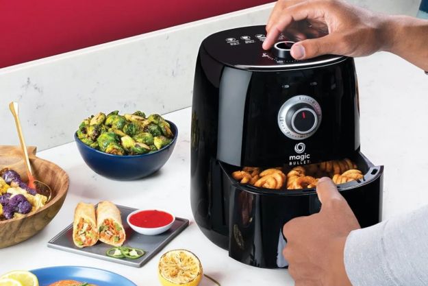 https://www.digitaltrends.com/wp-content/uploads/2021/10/magic-bullet-air-fryer.jpg?resize=625%2C417&p=1