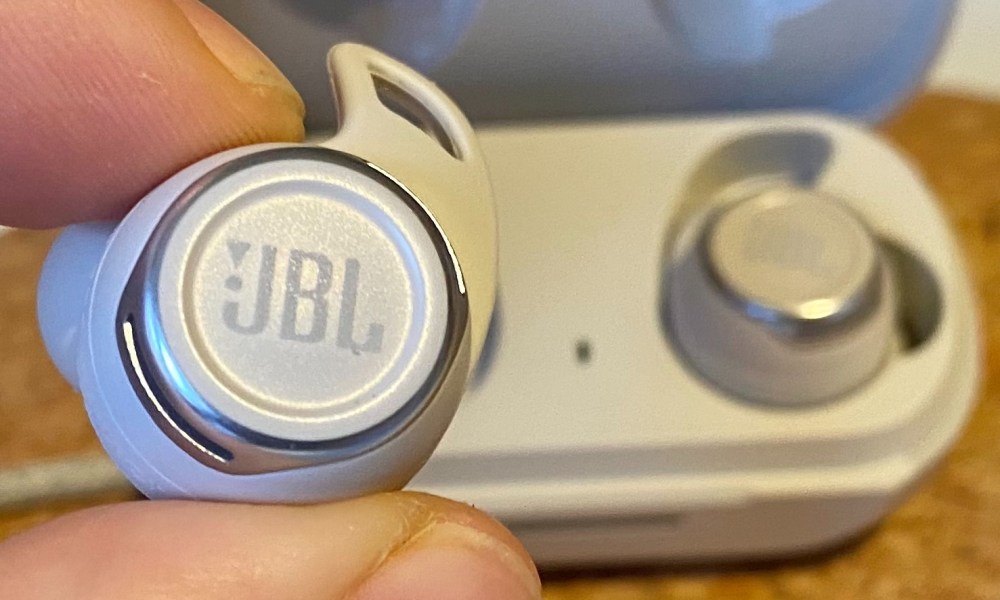 JBL Reflect Flow Pro.