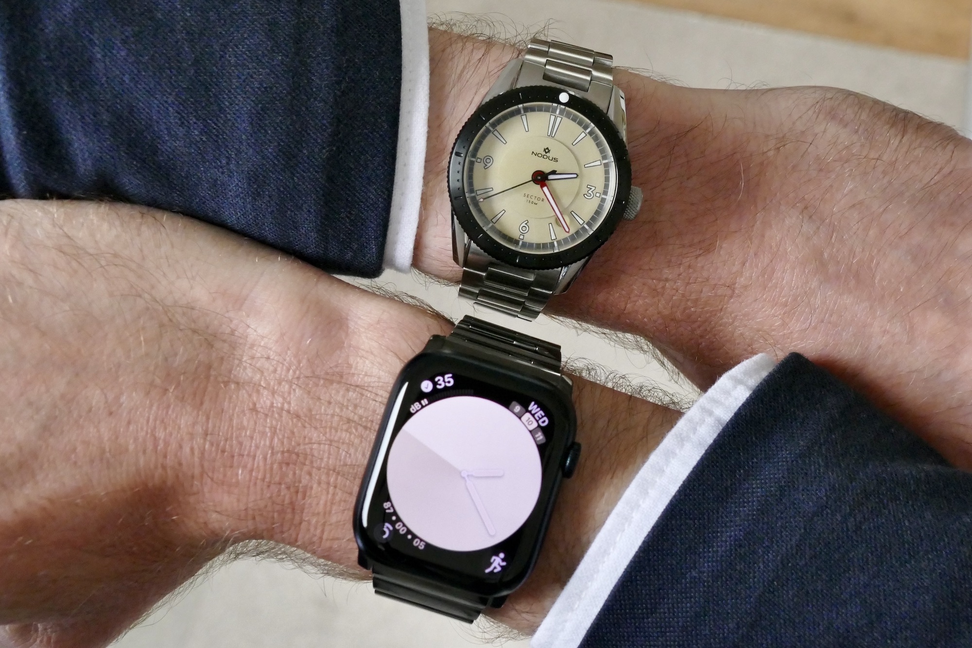 Versa Vertical Automatic Double Watch Winder - Matte Black from Versa Watch  Winders