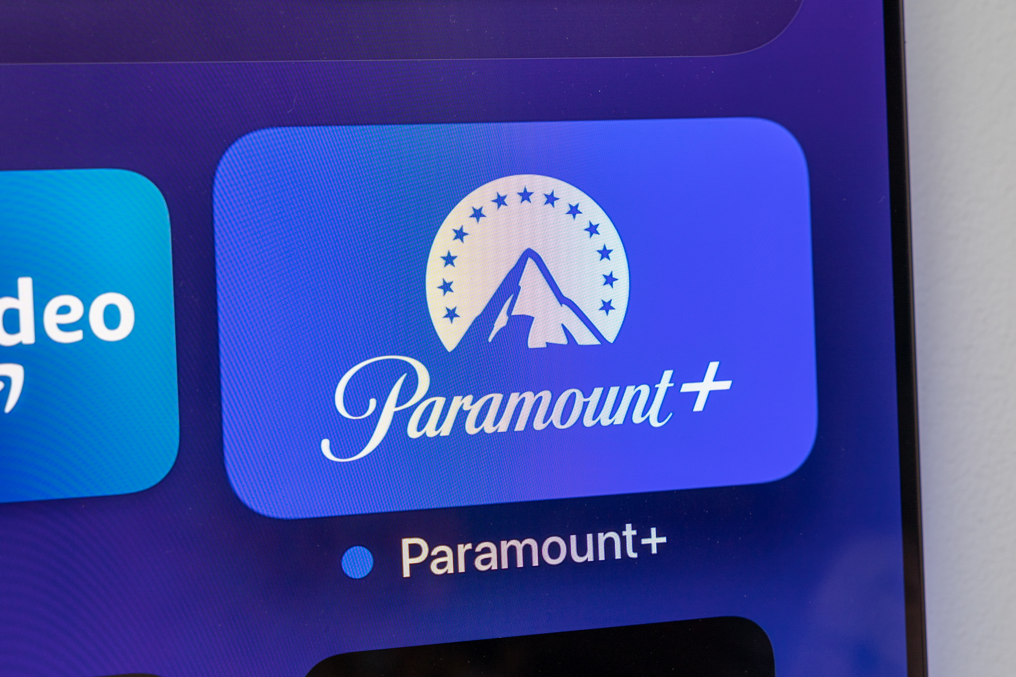 Logotipo da Paramount Plus em uma Apple TV.