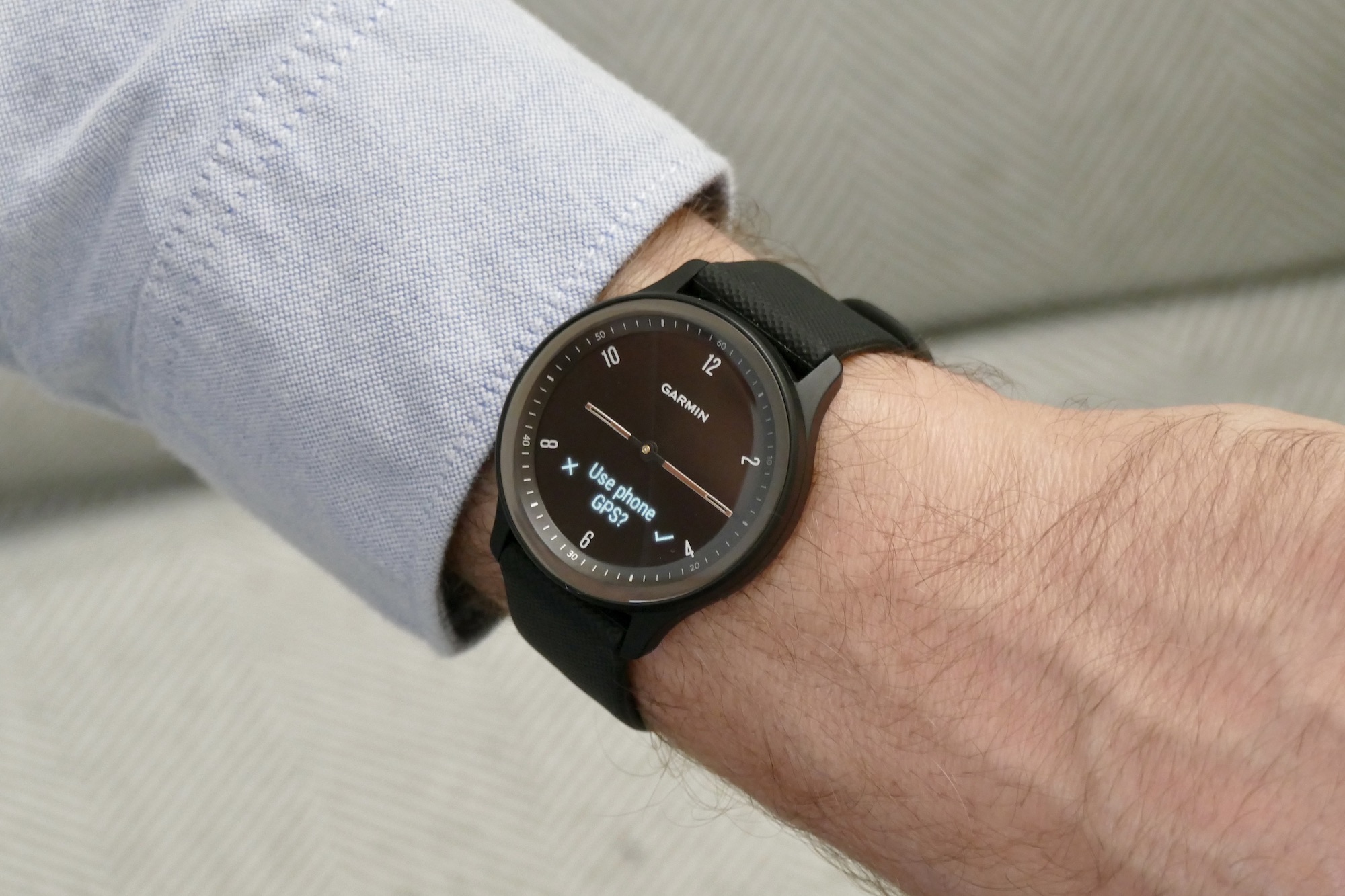 Garmin Vivomove HR Review: Stylish Smartwatch Falters on Fitness