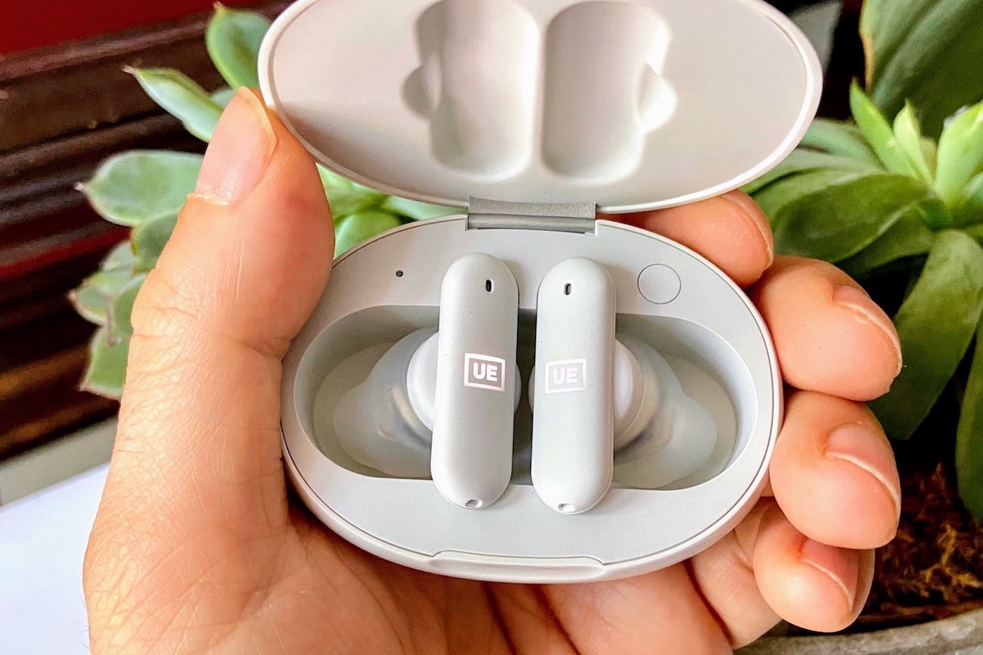 most comfy wireless earbuds