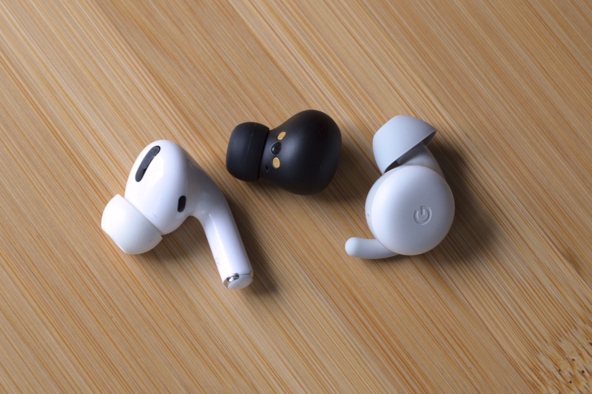 1More ComfoBuds Mini review: These tiny earbuds deliver surprisingly big  sound