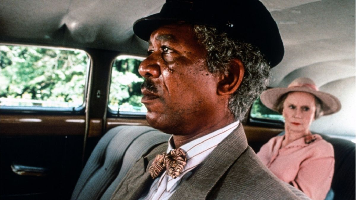 Hoke conduisant Daisy dans Driving Miss Daisy.