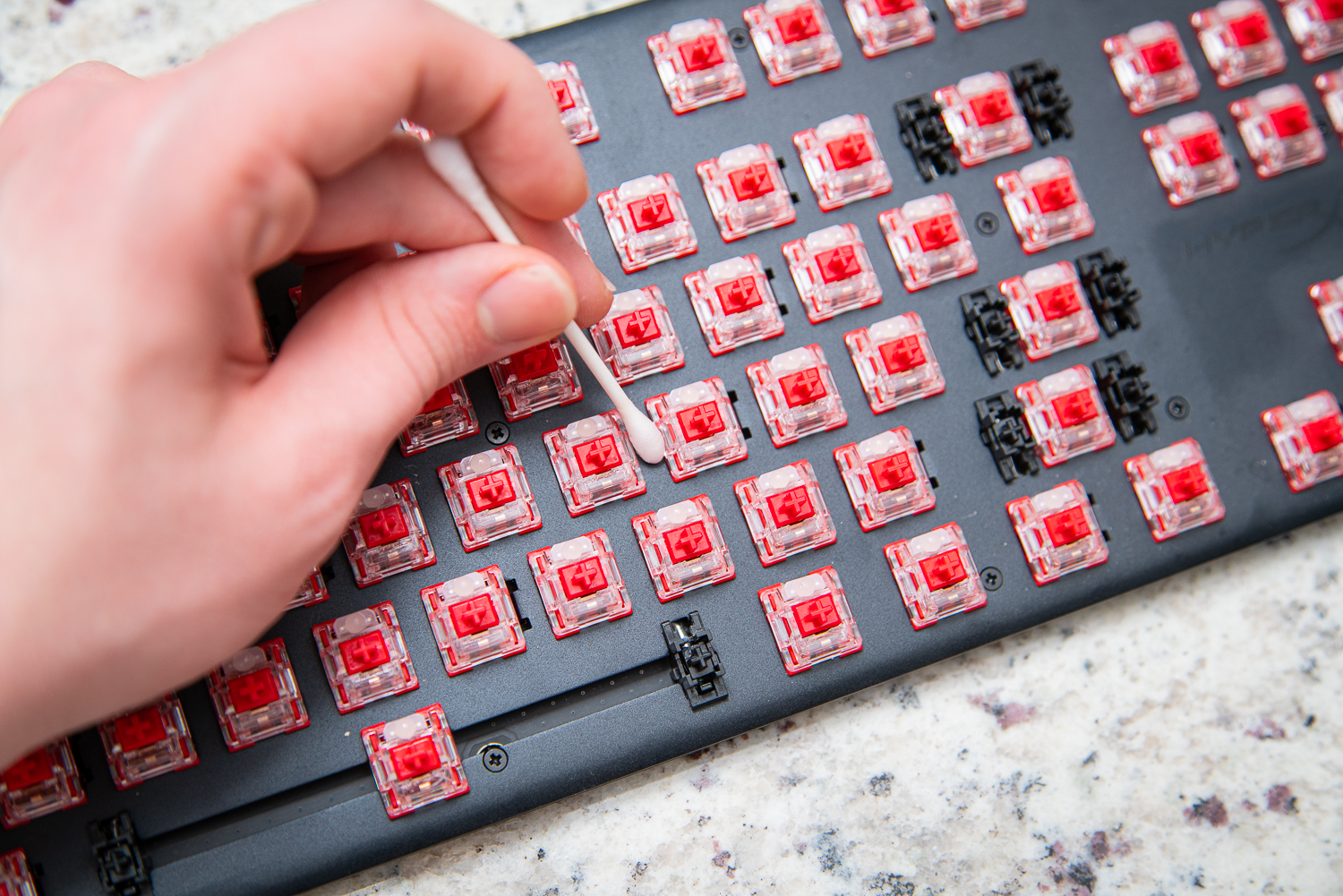 Как починить клавиатуру, которая не печатает