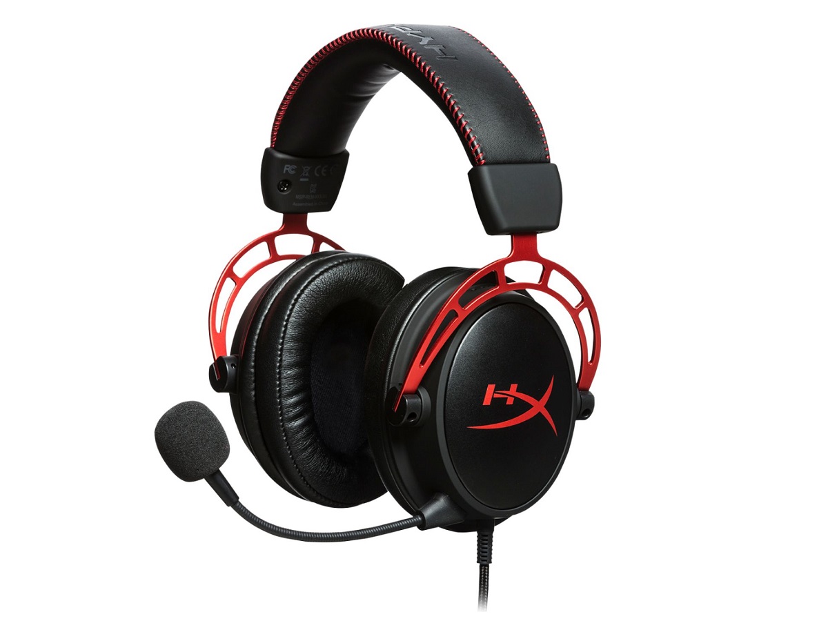 Le casque de jeu filaire HyperX Cloud Alpha avec microphone, sur fond blanc.