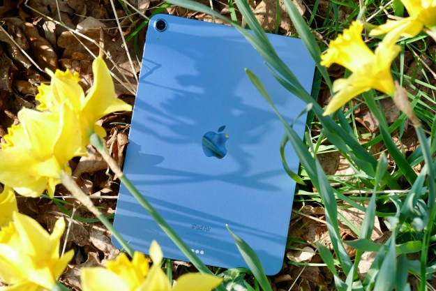 iPad Air (5th Gen), 256GB, Blue, Cellular