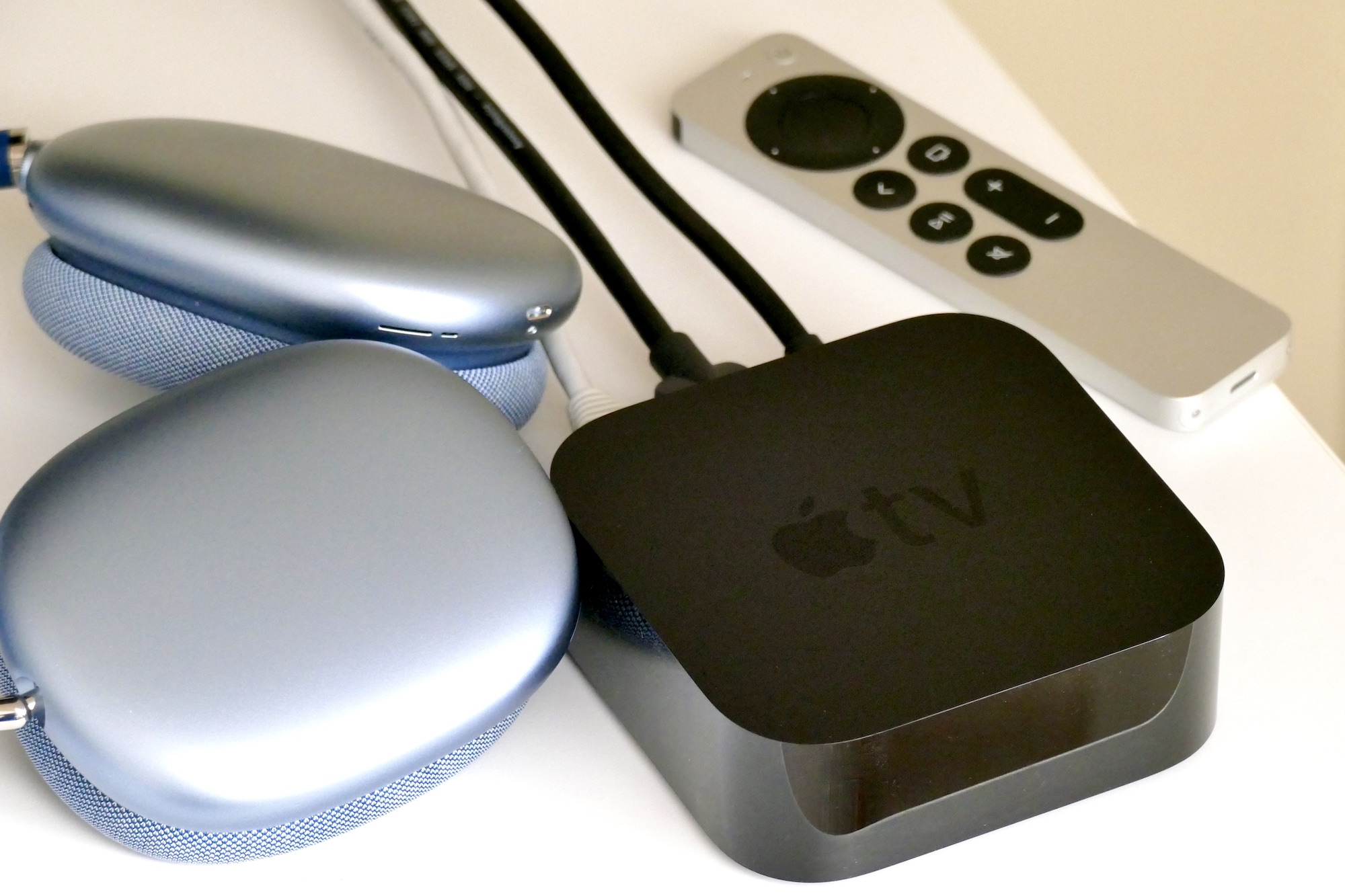 Pair headphones discount with apple tv