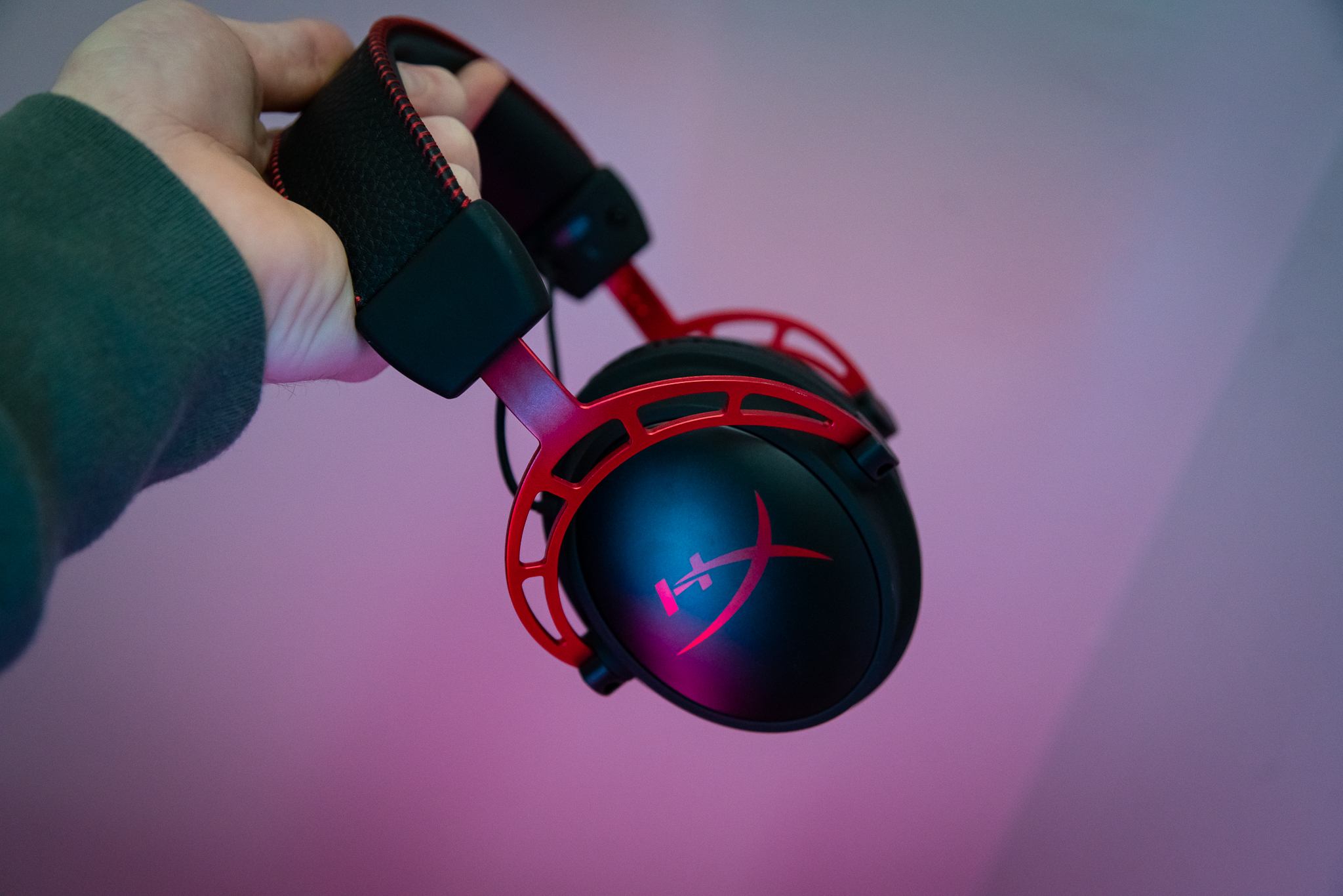 HyperX Cloud Alpha wireless review 300 hours of audio bliss