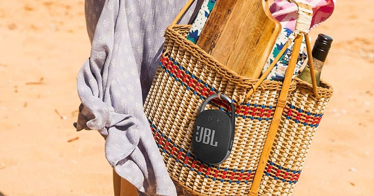 This JBL Clip waterproof speaker has a nice discount in time for summer | Tech Reader