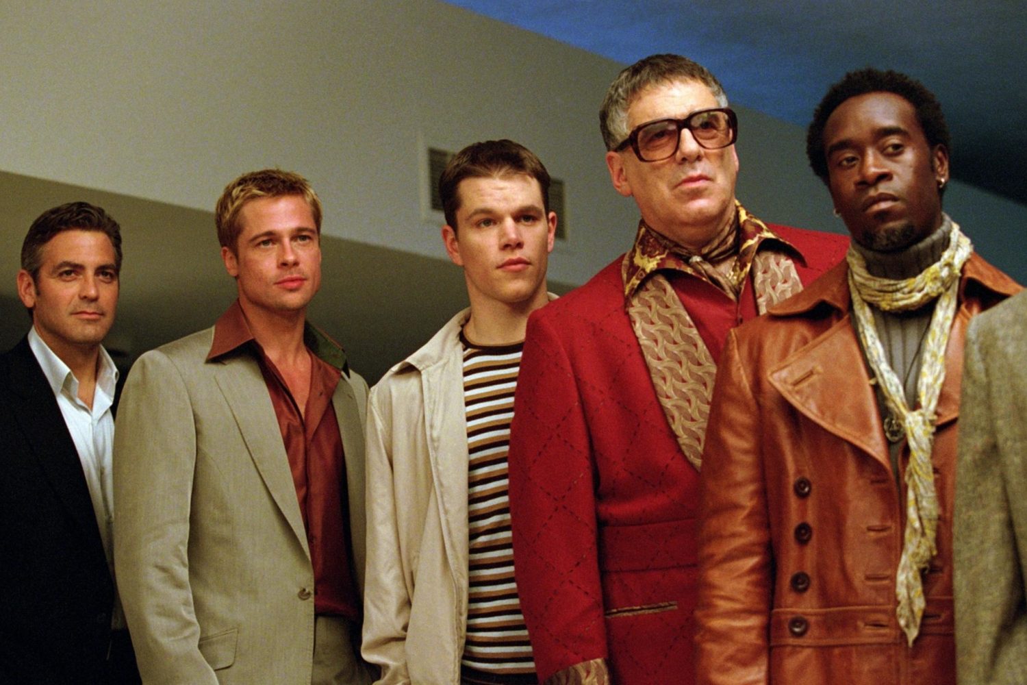 Danny Ocean junto a su equipo en Ocean's Eleven.