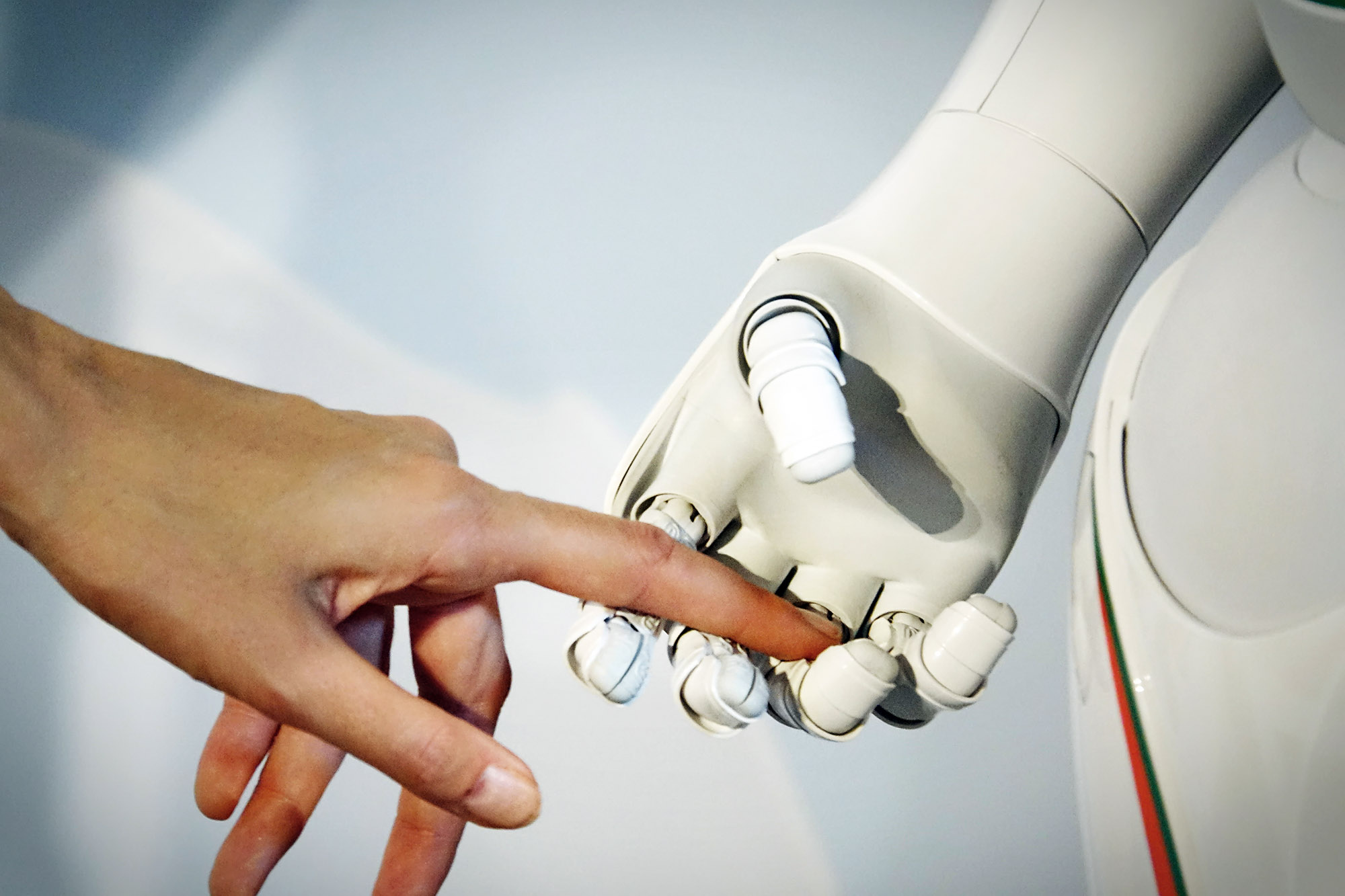 How scientists are giving robots humanlike tactile senses