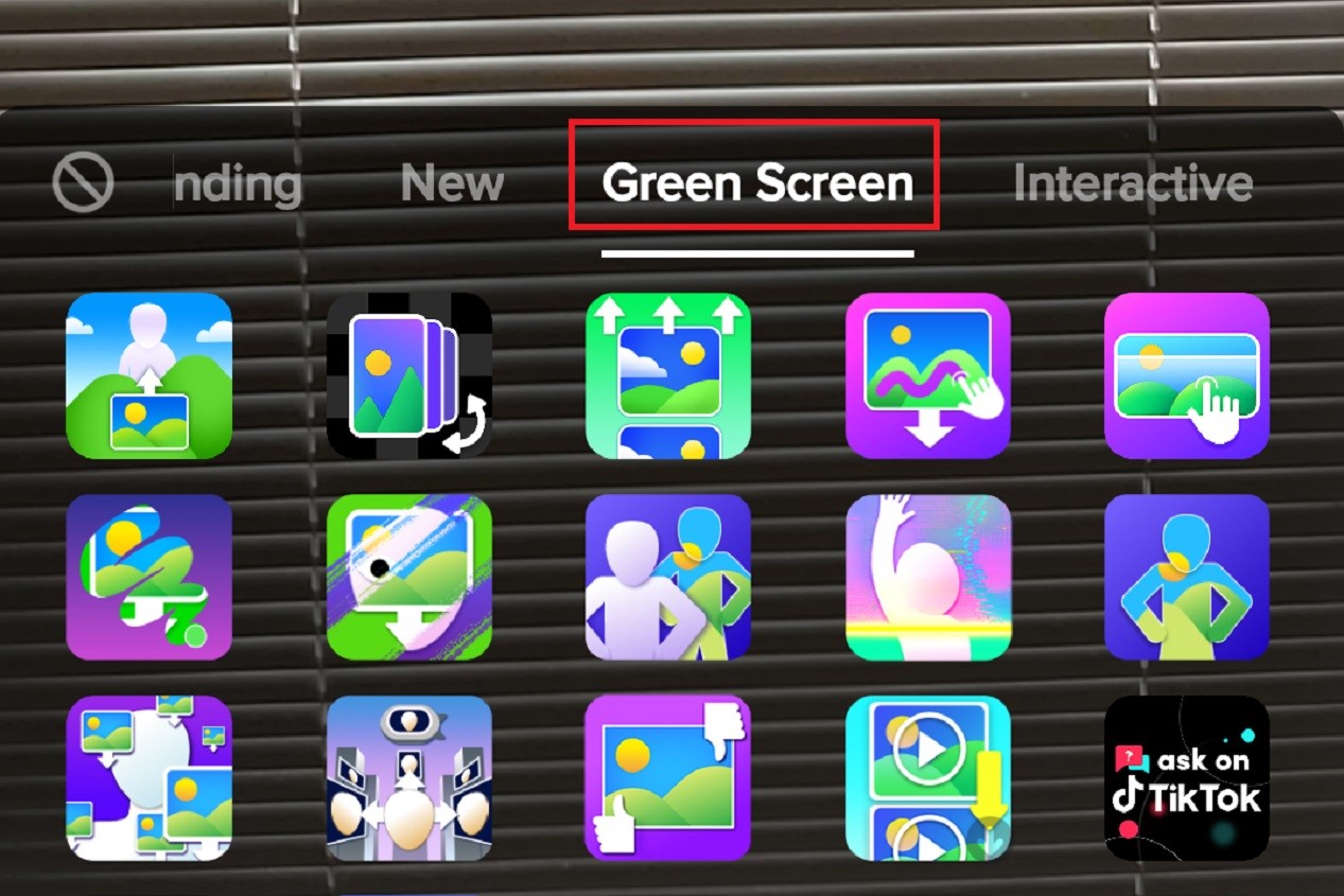 The TikTok green screen effects menu.