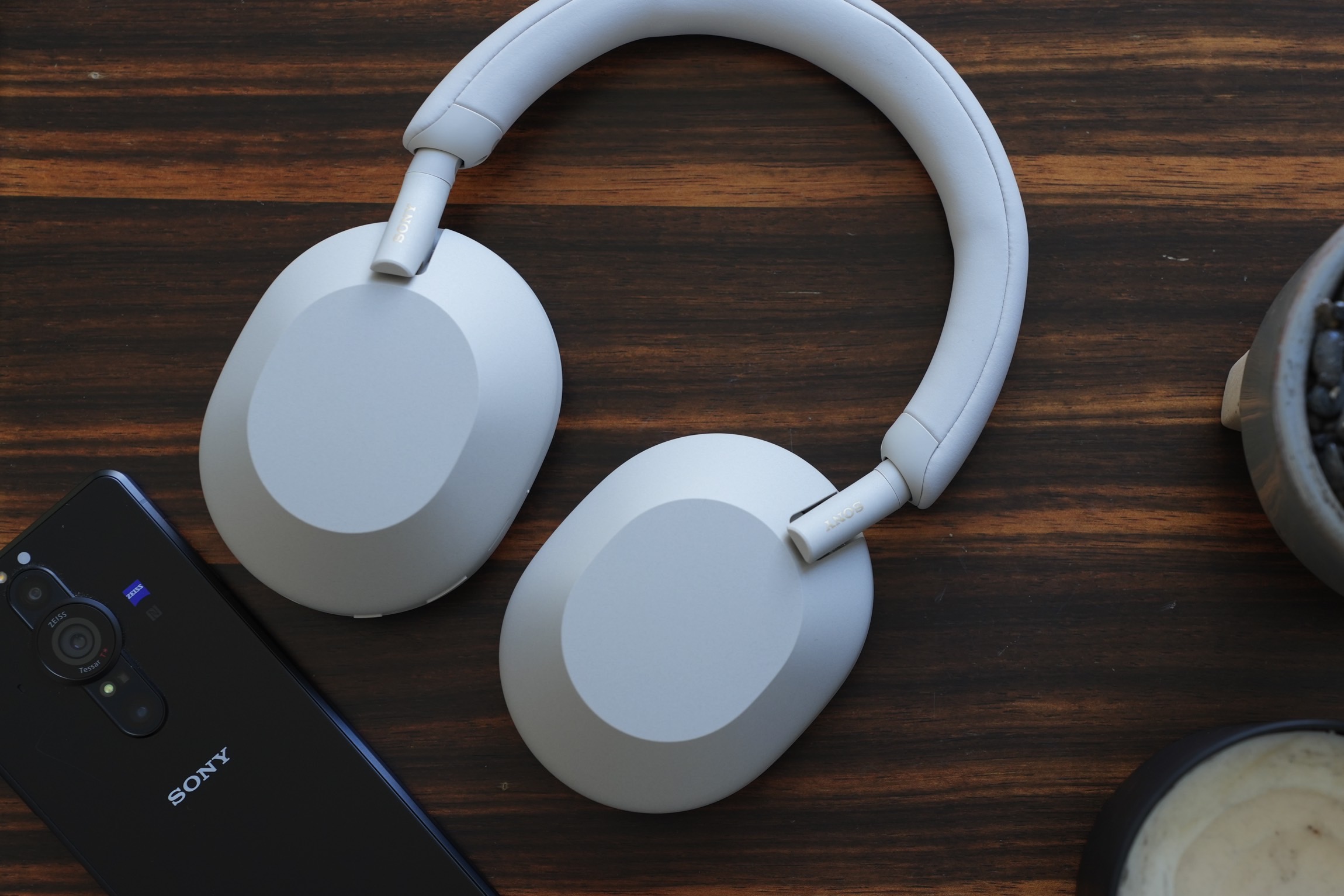 Bag Refurbished Sony WH-1000XM5 ANC Headphones for Just $200 - CNET