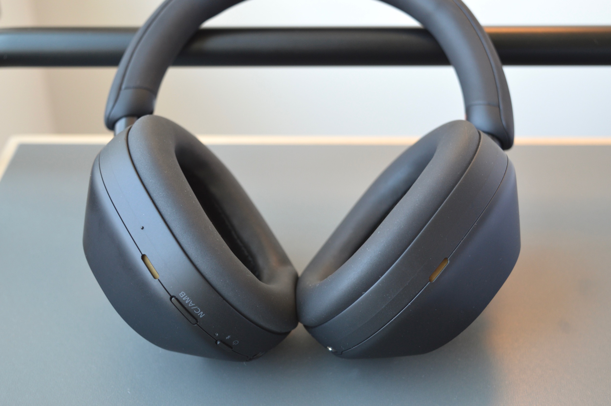 Sony Wireless Mx5 Noise-Canceling Over-the-Ear Headphone Review