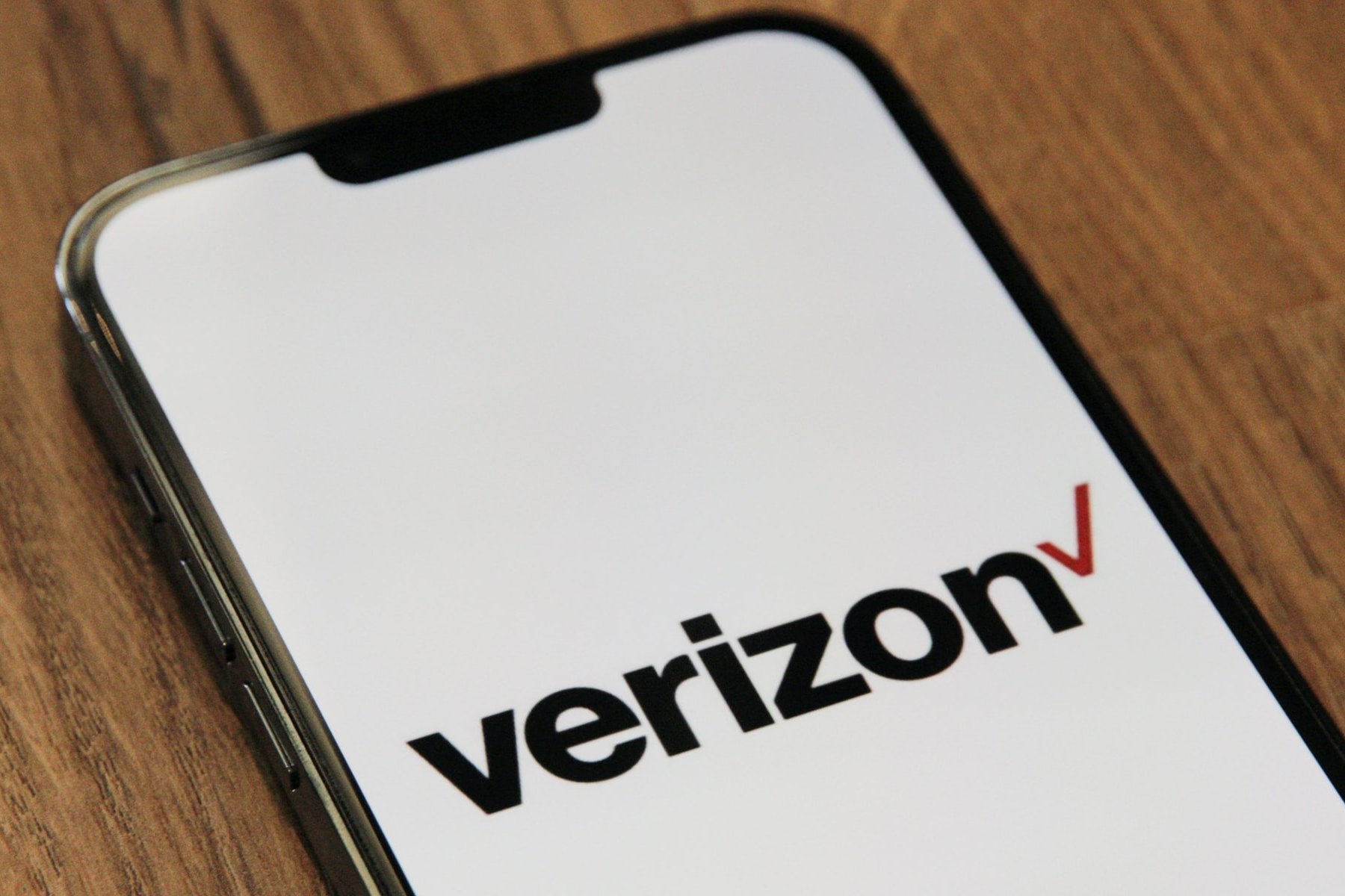 Verizon закрывает свое популярное приложение для обмена текстовыми сообщениями. Вот почему