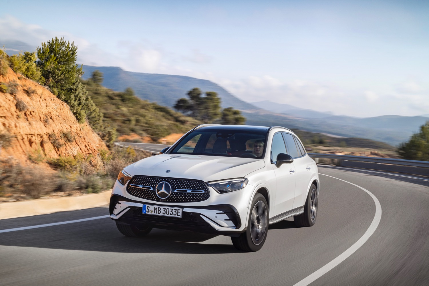 2023 Mercedes-Benz GLC: More tech, More electrification | Digital Trends