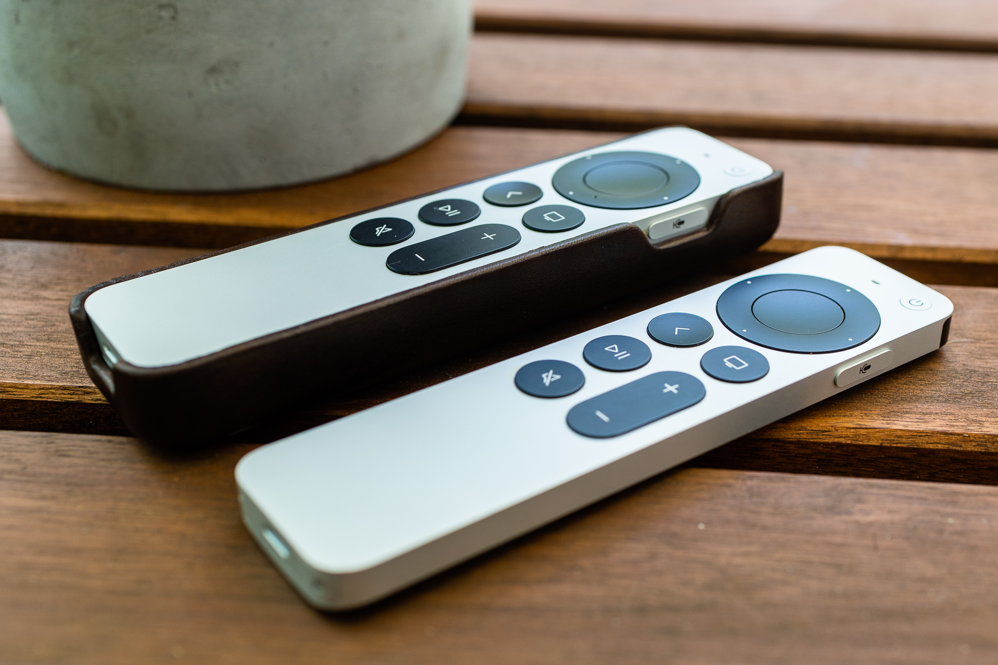 apple tv remote battery amazon