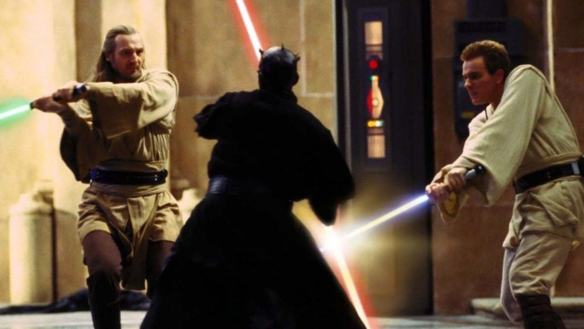 Qui-Gon et Obi-Wan affrontent Dark Maul dans La menace fantôme.