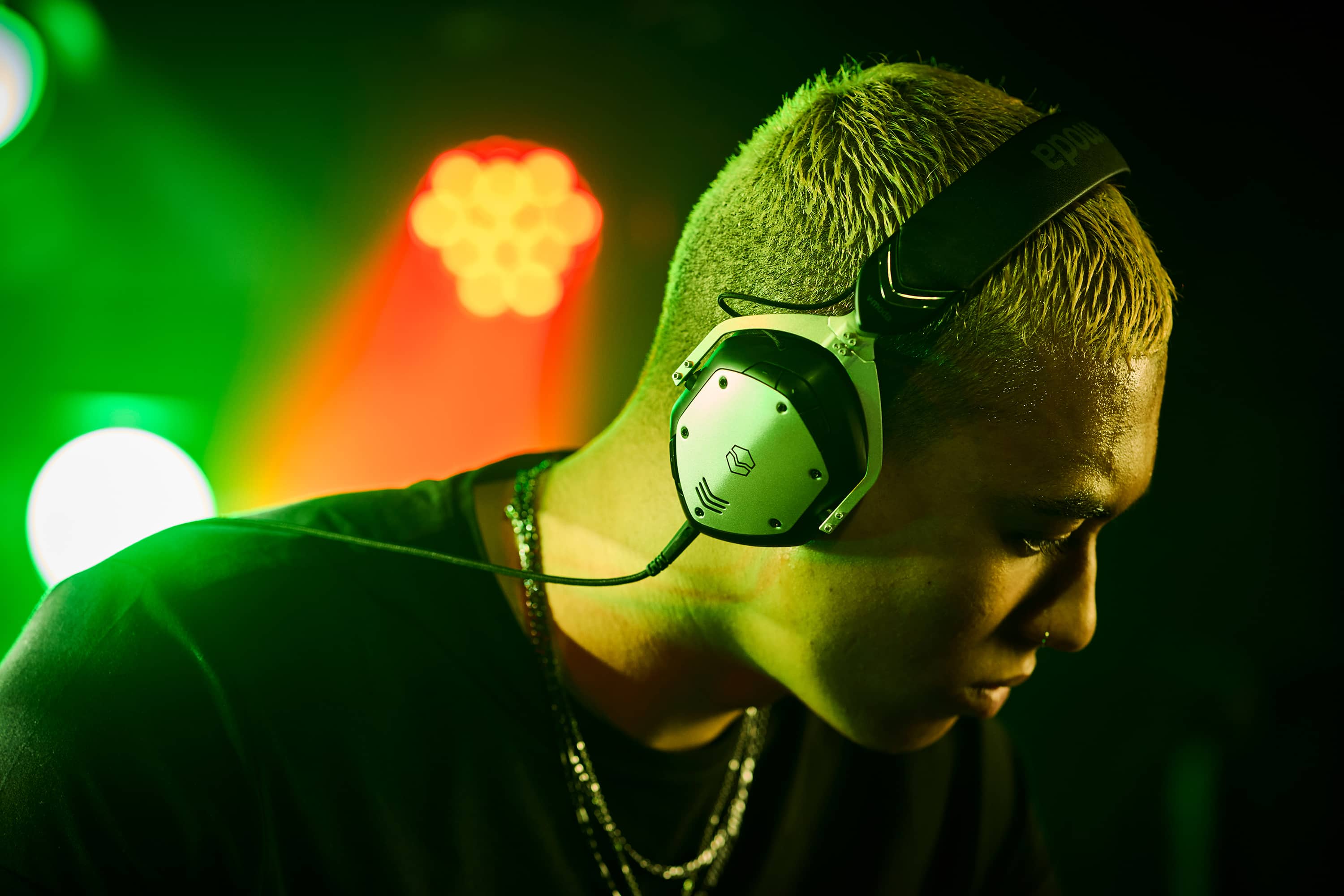 V-Moda Crossfade 3 Wireless promise a true club experience