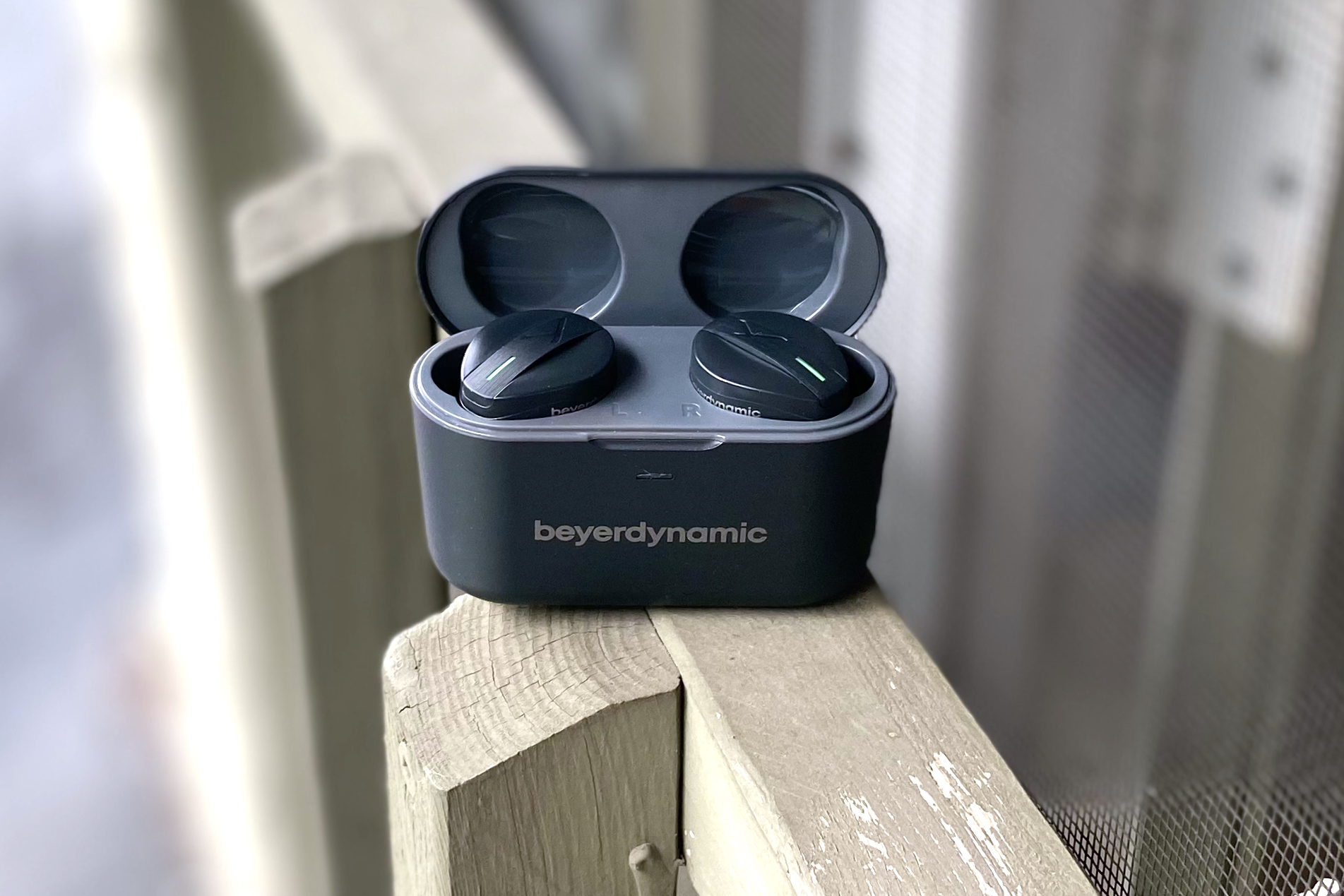 beyerdynamic true wireless earbuds