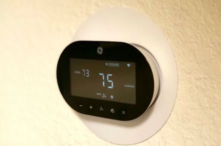 Cync Smart Thermostat review: Middle of the pack